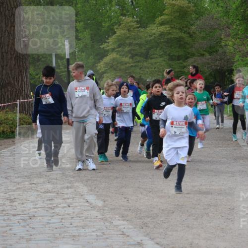 25.04.2026 - Das Zehntel Zöllner http://msf.ph/oto/9593706 25.04.2026 08:47:57 Laufen 1498 meine-sportfotos.de