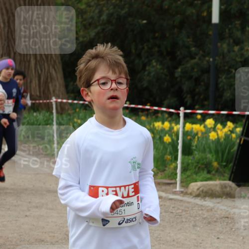 25.04.2026 - Das Zehntel Zöllner http://msf.ph/oto/9593729 25.04.2026 08:48:03 Laufen 1476, 5451 meine-sportfotos.de