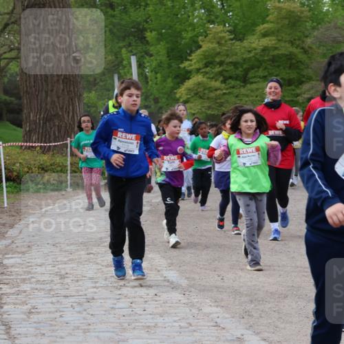 25.04.2026 - Das Zehntel Zöllner http://msf.ph/oto/9593730 25.04.2026 08:48:04 Laufen 1118, 1477 meine-sportfotos.de