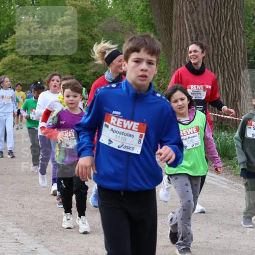 25.04.2026 - Das Zehntel Zöllner http://msf.ph/oto/9593738 25.04.2026 08:48:06 Laufen 1921, 1118, 1360, 1061 meine-sportfotos.de