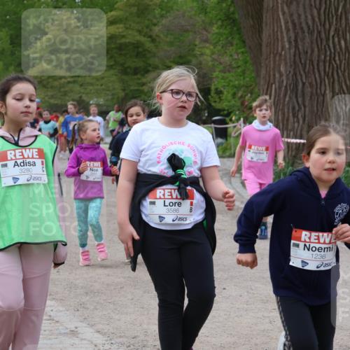 25.04.2026 - Das Zehntel Zöllner http://msf.ph/oto/9593783 25.04.2026 08:48:18 Laufen 3280, 3586, 1236 meine-sportfotos.de