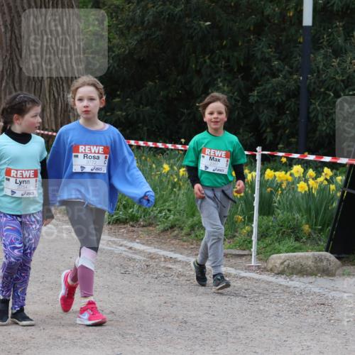 25.04.2026 - Das Zehntel Zöllner http://msf.ph/oto/9593812 25.04.2026 08:48:31 Laufen 3754, 3772, 12, 206 meine-sportfotos.de