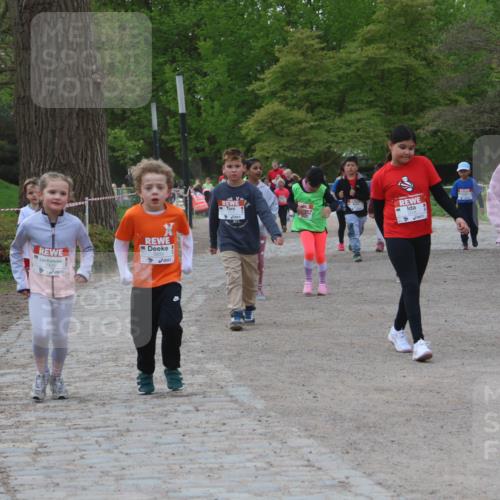 25.04.2026 - Das Zehntel Zöllner http://msf.ph/oto/9593858 25.04.2026 08:48:47 Laufen 3908 meine-sportfotos.de