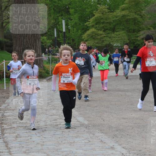 25.04.2026 - Das Zehntel Zöllner http://msf.ph/oto/9593859 25.04.2026 08:48:47 Laufen 3908, 3889, 2667 meine-sportfotos.de