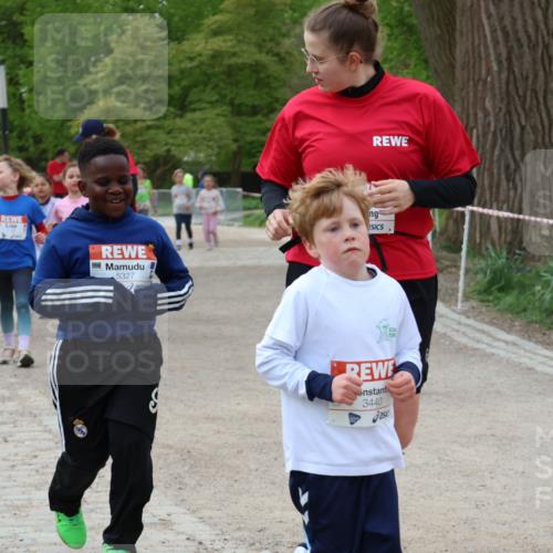 25.04.2026 - Das Zehntel Zöllner http://msf.ph/oto/9593934 25.04.2026 08:49:19 Laufen 5327, 3440 meine-sportfotos.de