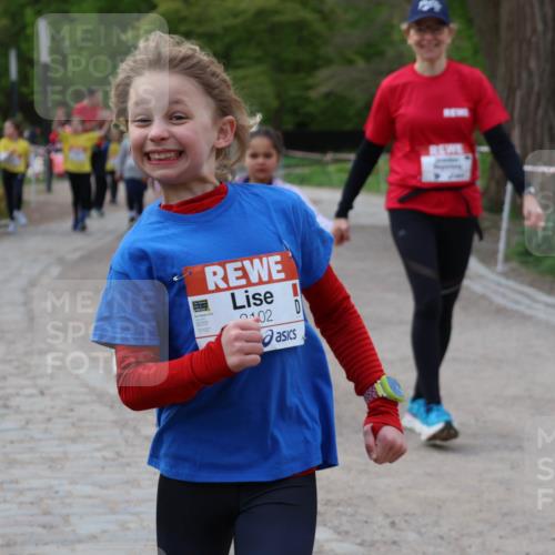 25.04.2026 - Das Zehntel Zöllner http://msf.ph/oto/9593955 25.04.2026 08:49:26 Laufen 21, 102 meine-sportfotos.de