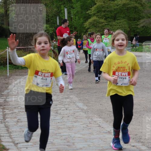 25.04.2026 - Das Zehntel Zöllner http://msf.ph/oto/9593971 25.04.2026 08:49:34 Laufen 2689, 2699 meine-sportfotos.de