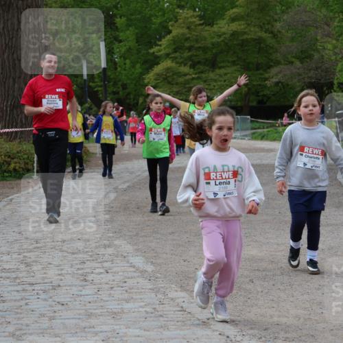 25.04.2026 - Das Zehntel Zöllner http://msf.ph/oto/9593985 25.04.2026 08:49:37 Laufen 2189, 2199 meine-sportfotos.de