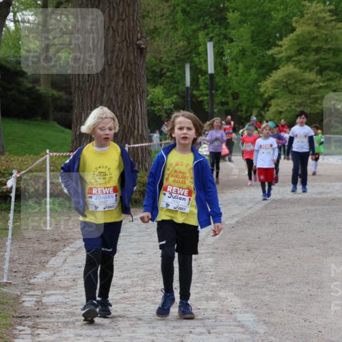 25.04.2026 - Das Zehntel Zöllner http://msf.ph/oto/9594002 25.04.2026 08:49:47 Laufen 2697, 2692 meine-sportfotos.de