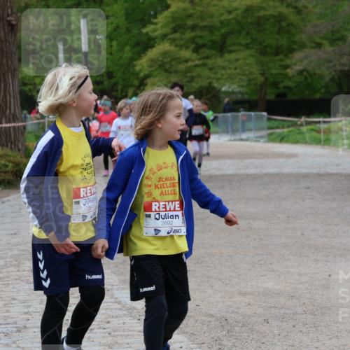25.04.2026 - Das Zehntel Zöllner http://msf.ph/oto/9594007 25.04.2026 08:49:50 Laufen 2697, 2692 meine-sportfotos.de
