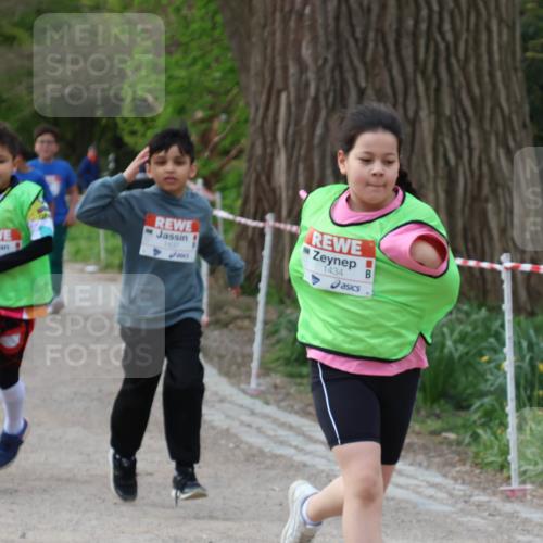 25.04.2026 - Das Zehntel Zöllner http://msf.ph/oto/9594034 25.04.2026 08:50:14 Laufen 140, 1437, 1434 meine-sportfotos.de