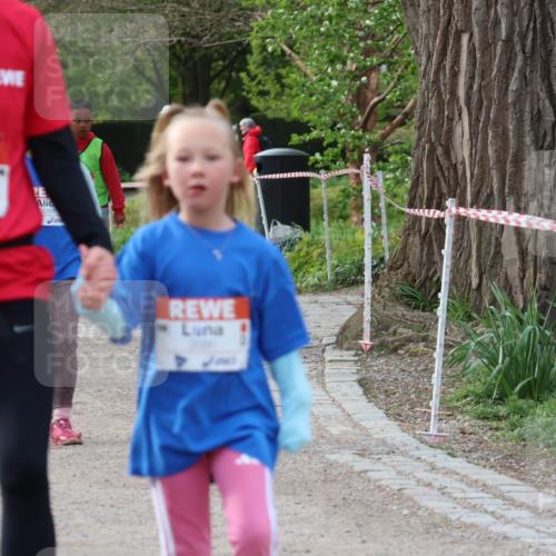 25.04.2026 - Das Zehntel Zöllner http://msf.ph/oto/9594074 25.04.2026 08:50:31 Laufen 2088 meine-sportfotos.de