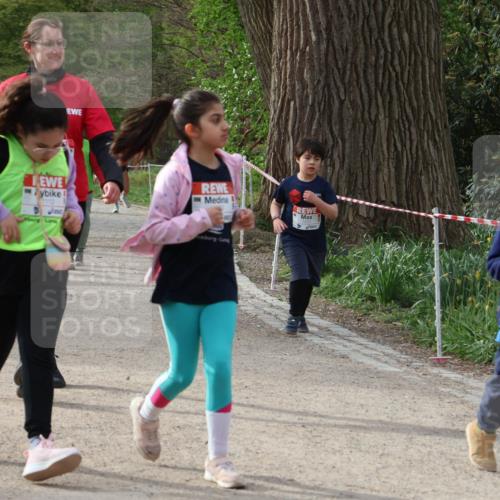 25.04.2026 - Das Zehntel Zöllner http://msf.ph/oto/9594091 25.04.2026 08:50:40 Laufen 1112, 2106 meine-sportfotos.de