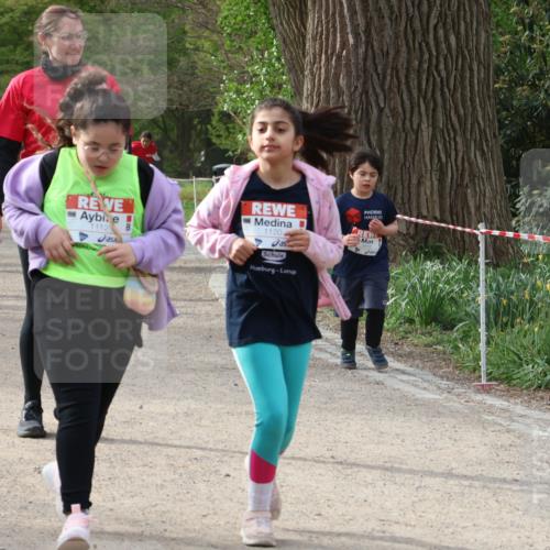 25.04.2026 - Das Zehntel Zöllner http://msf.ph/oto/9594092 25.04.2026 08:50:40 Laufen 1112, 1120, 2106 meine-sportfotos.de