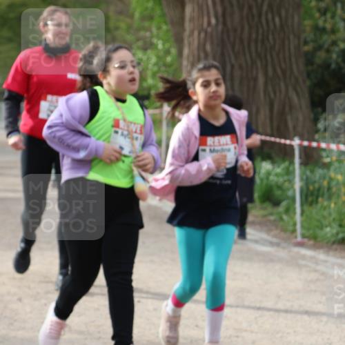 25.04.2026 - Das Zehntel Zöllner http://msf.ph/oto/9594094 25.04.2026 08:50:40 Laufen  meine-sportfotos.de