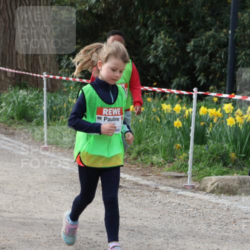 25.04.2026 - Das Zehntel Zöllner http://msf.ph/oto/9594116 25.04.2026 08:50:48 Laufen 3, 12 meine-sportfotos.de
