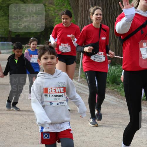 25.04.2026 - Das Zehntel Zöllner http://msf.ph/oto/9594135 25.04.2026 08:50:57 Laufen 1903 meine-sportfotos.de