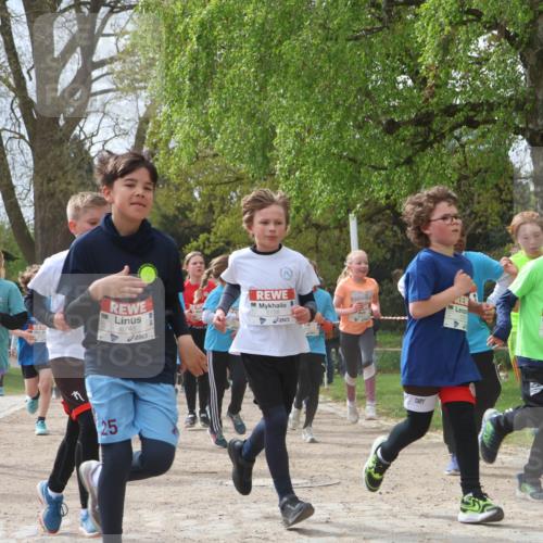 25.04.2026 - Das Zehntel Zöllner http://msf.ph/oto/9603644 25.04.2026 09:41:19 Laufen 25, 6748, 5158 meine-sportfotos.de