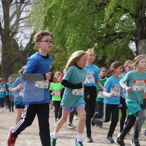 25.04.2026 - Das Zehntel Zöllner http://msf.ph/oto/9603744 25.04.2026 09:41:20 Laufen 6365, 7504, 3, 6960, 6915, 7550 meine-sportfotos.de