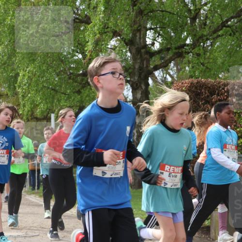 25.04.2026 - Das Zehntel Zöllner http://msf.ph/oto/9603770 25.04.2026 09:41:21 Laufen 6366, 7504, 6915 meine-sportfotos.de