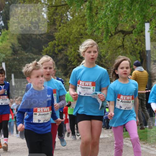 25.04.2026 - Das Zehntel Zöllner http://msf.ph/oto/9603934 25.04.2026 11:48:35 Laufen 10111, 10437, 12477, 12512, 11287 meine-sportfotos.de
