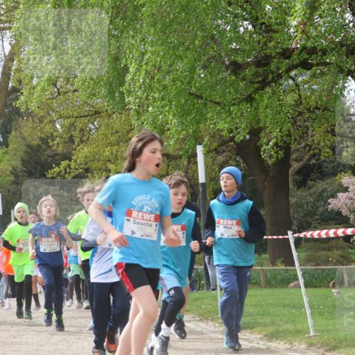 25.04.2026 - Das Zehntel Zöllner http://msf.ph/oto/9603949 25.04.2026 09:41:24 Laufen 5747, 5781 meine-sportfotos.de