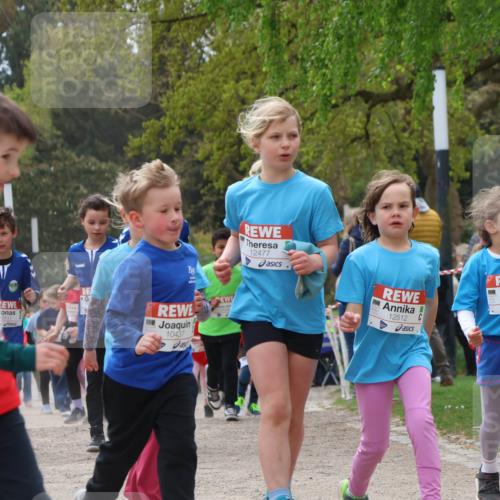 25.04.2026 - Das Zehntel Zöllner http://msf.ph/oto/9603951 25.04.2026 11:48:35 Laufen 10113, 10437, 12477, 12512, 11287 meine-sportfotos.de