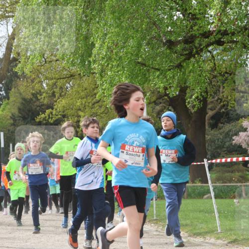 25.04.2026 - Das Zehntel Zöllner http://msf.ph/oto/9603958 25.04.2026 09:41:24 Laufen 6922, 5781 meine-sportfotos.de