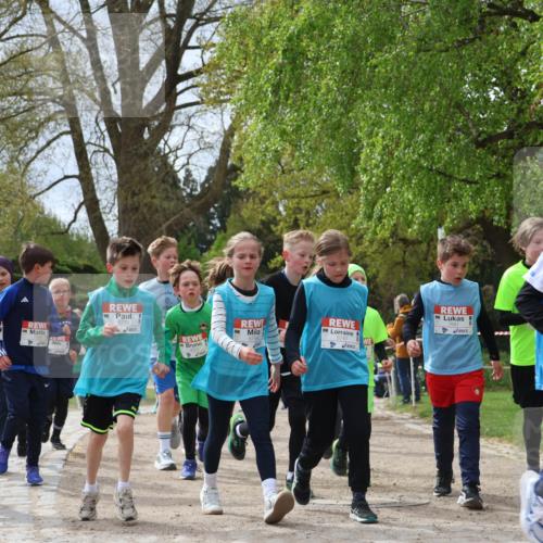 25.04.2026 - Das Zehntel Zöllner http://msf.ph/oto/9604148 25.04.2026 09:41:27 Laufen 5779, 7681, 7716 meine-sportfotos.de