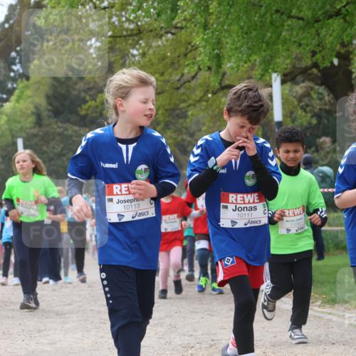 25.04.2026 - Das Zehntel Zöllner http://msf.ph/oto/9604176 25.04.2026 11:48:39 Laufen 10113, 10111, 11240, 10120 meine-sportfotos.de