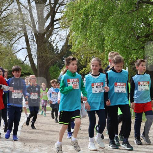 25.04.2026 - Das Zehntel Zöllner http://msf.ph/oto/9604205 25.04.2026 09:41:28 Laufen 2000, 5754, 1, 5747 meine-sportfotos.de
