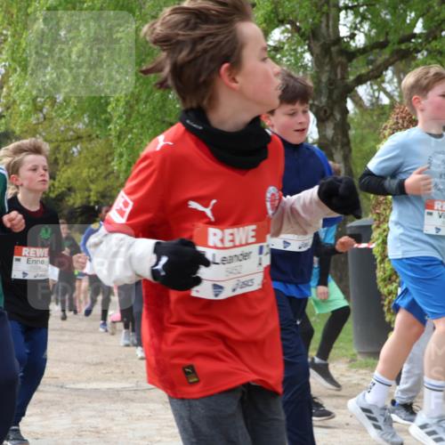 25.04.2026 - Das Zehntel Zöllner http://msf.ph/oto/9604381 25.04.2026 09:41:30 Laufen 7889, 5504, 5452 meine-sportfotos.de