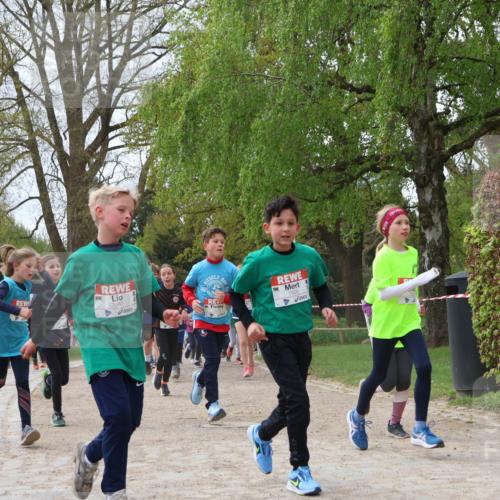 25.04.2026 - Das Zehntel Zöllner http://msf.ph/oto/9604753 25.04.2026 09:41:35 Laufen 7987, 7926 meine-sportfotos.de
