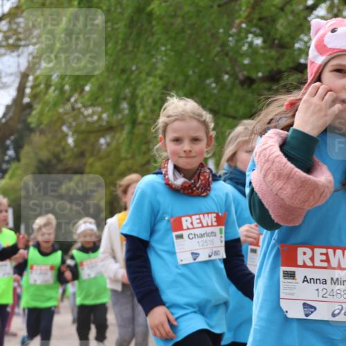 25.04.2026 - Das Zehntel Zöllner http://msf.ph/oto/9604835 25.04.2026 11:48:53 Laufen 12516, 12488 meine-sportfotos.de