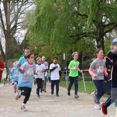 25.04.2026 - Das Zehntel Zöllner http://msf.ph/oto/9605179 25.04.2026 09:41:40 Laufen 7746 meine-sportfotos.de