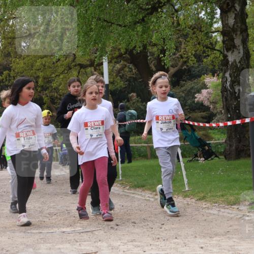 25.04.2026 - Das Zehntel Zöllner http://msf.ph/oto/9605216 25.04.2026 11:48:59 Laufen 10289, 11392, 11409, 11046 meine-sportfotos.de