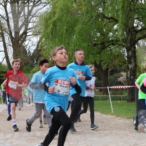 25.04.2026 - Das Zehntel Zöllner http://msf.ph/oto/9605224 25.04.2026 09:41:41 Laufen 6822, 2513, 5688 meine-sportfotos.de