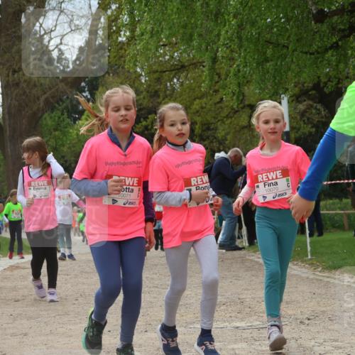 25.04.2026 - Das Zehntel Zöllner http://msf.ph/oto/9605476 25.04.2026 11:49:05 Laufen 11129, 0071, 10070 meine-sportfotos.de