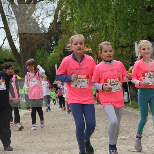 25.04.2026 - Das Zehntel Zöllner http://msf.ph/oto/9605494 25.04.2026 11:49:05 Laufen 11129, 10071, 10072, 10070 meine-sportfotos.de