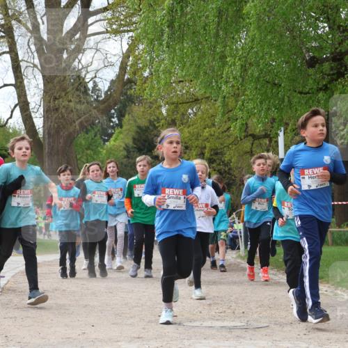 25.04.2026 - Das Zehntel Zöllner http://msf.ph/oto/9605546 25.04.2026 09:41:48 Laufen 6363 meine-sportfotos.de