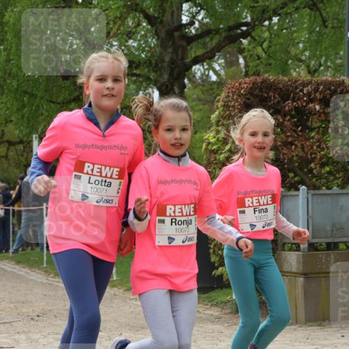25.04.2026 - Das Zehntel Zöllner http://msf.ph/oto/9605560 25.04.2026 11:49:06 Laufen 10071, 10072, 10070 meine-sportfotos.de