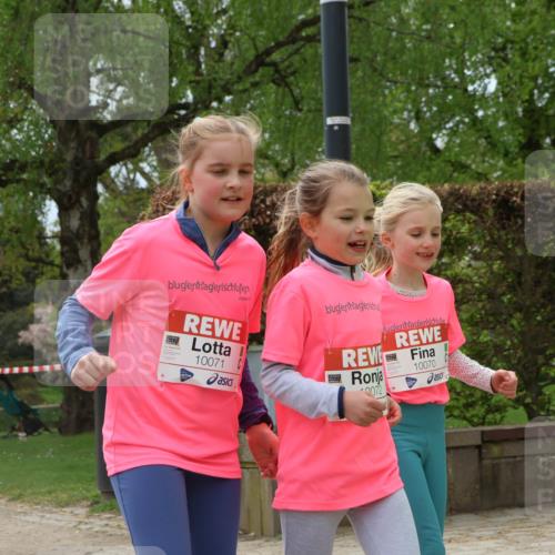 25.04.2026 - Das Zehntel Zöllner http://msf.ph/oto/9605593 25.04.2026 11:49:07 Laufen 10071, 10071, 072, 10070 meine-sportfotos.de