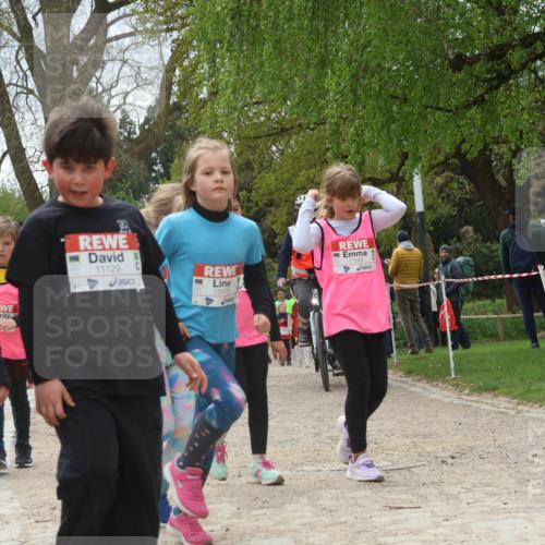 25.04.2026 - Das Zehntel Zöllner http://msf.ph/oto/9605625 25.04.2026 11:49:08 Laufen 11124, 11129, 11568, 12472 meine-sportfotos.de