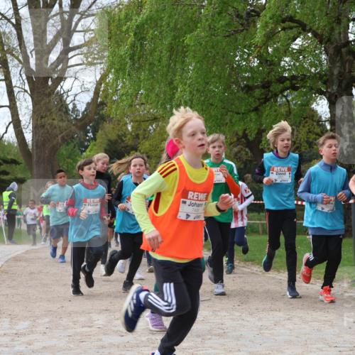 25.04.2026 - Das Zehntel Zöllner http://msf.ph/oto/9605651 25.04.2026 09:41:50 Laufen 7406 meine-sportfotos.de