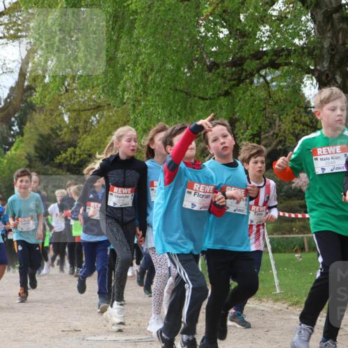 25.04.2026 - Das Zehntel Zöllner http://msf.ph/oto/9605688 25.04.2026 09:41:51 Laufen 6746, 5771, 111, 5549, 5807 meine-sportfotos.de