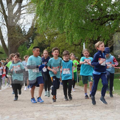 25.04.2026 - Das Zehntel Zöllner http://msf.ph/oto/9605740 25.04.2026 09:41:52 Laufen 7170 meine-sportfotos.de