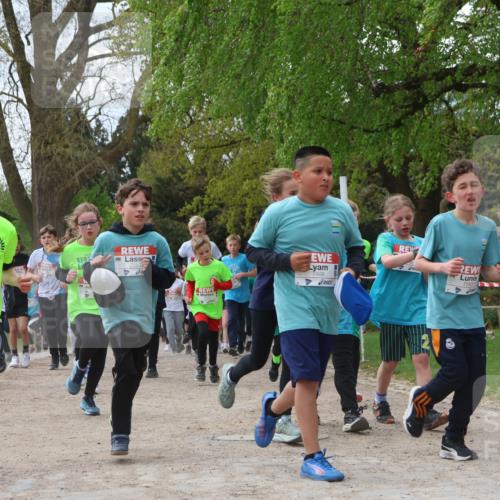 25.04.2026 - Das Zehntel Zöllner http://msf.ph/oto/9605780 25.04.2026 09:41:53 Laufen 7233, 7552, 7498 meine-sportfotos.de