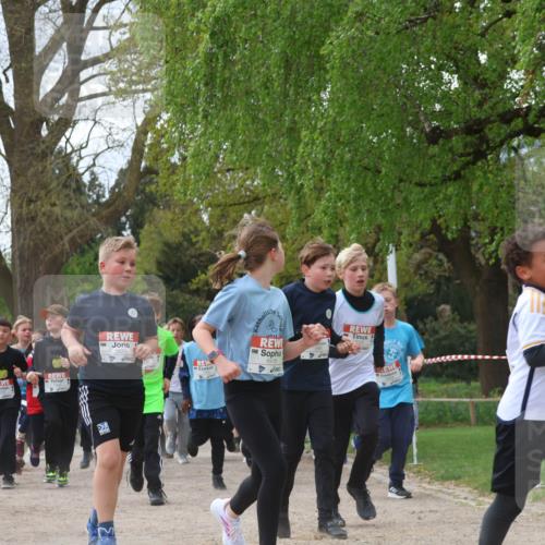 25.04.2026 - Das Zehntel Zöllner http://msf.ph/oto/9605884 25.04.2026 09:41:56 Laufen 6416 meine-sportfotos.de