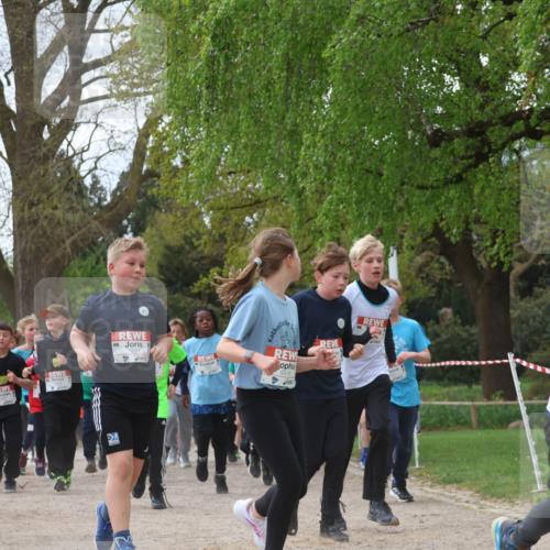 25.04.2026 - Das Zehntel Zöllner http://msf.ph/oto/9605890 25.04.2026 09:41:56 Laufen 6416 meine-sportfotos.de