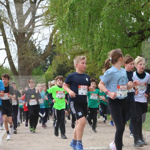 25.04.2026 - Das Zehntel Zöllner http://msf.ph/oto/9605907 25.04.2026 09:41:56 Laufen 6416 meine-sportfotos.de